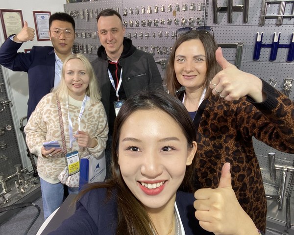 Andy Marine team with partner